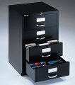 abschlie&szlig;barer Medienschrank f&uuml;r CDs und DVDs