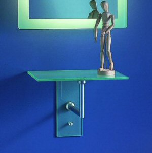 Wandgarderobe aus satiniertem Glas mit Hutablage
