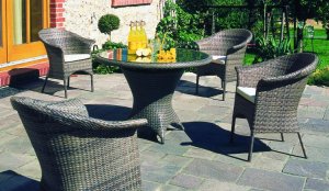 preiswerte und hochwertige Gartenmöbel im wetterfestem Kunststoffgeflecht