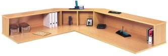 Schreibtisch mit Computerhalterung