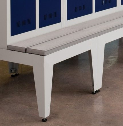Garderoben-Stahlspind mit Sitzbank