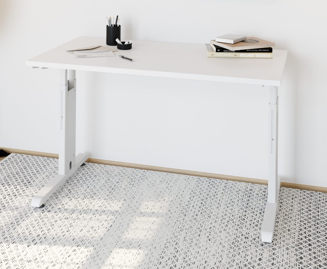 weißer Schreibtisch für das Homeoffice mit höhenverstellbarem C-Fuß-Stahlgestell