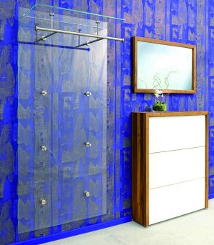 Wandgarderobe aus hochwertigem Ultraclear-Klarglas