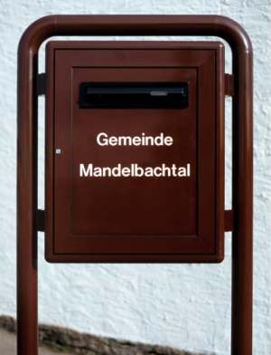 Außenschaukasten zur Wandmontage