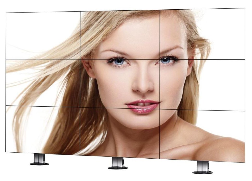 9-LED-Fernseher-Videowall an 3 Metallsäulen zur Bodenmontage